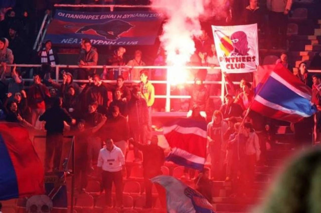 Μυρίζει... μπαρούτι η ατμόσφαιρα στη Νέα Σμύρνη