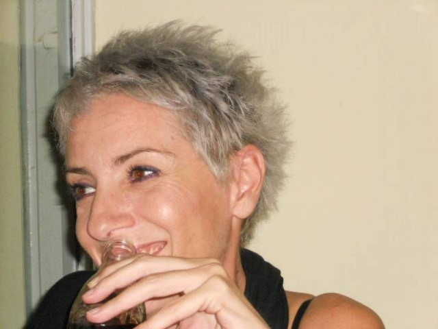 Πέθανε η δημοσιογράφος Πόπη Χασιώτη