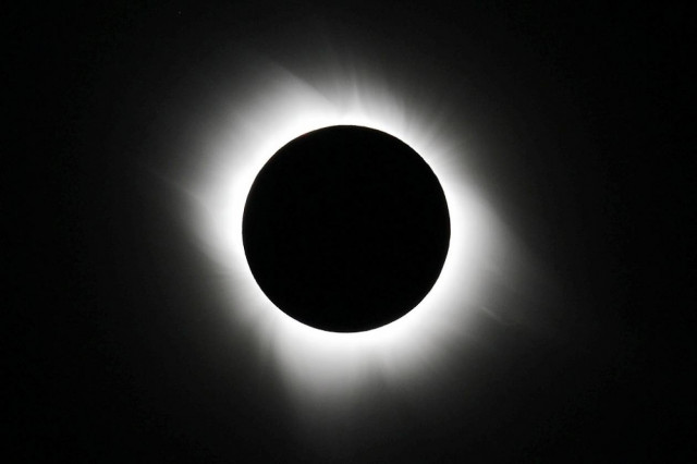 Μάγεψε τους κατοίκους της βόρειας Αυστραλίας η έκλειψη ηλίου!