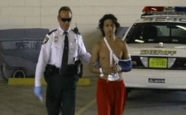 Δεν υπάρχει: Ξέφυγε από την αστυνομία και τον σταμάτησε... κροκόδειλος