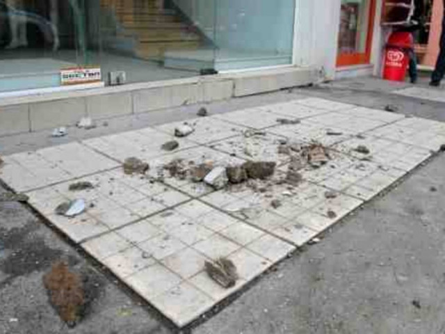 Κρήτη: Είδε το μπαλκόνι να πέφτει στο κεφάλι της