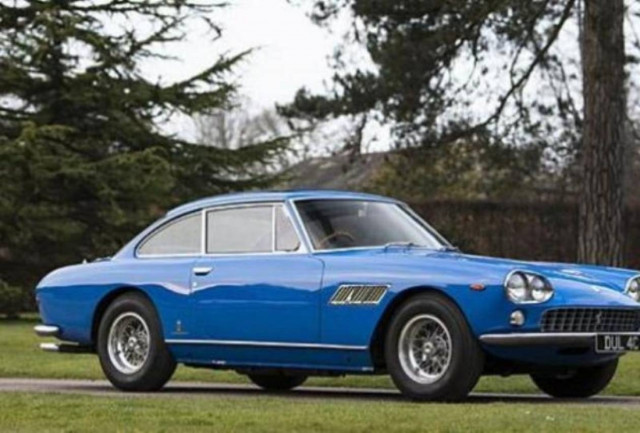 «Στο σφυρί» η Ferrari του Τζον Λένον