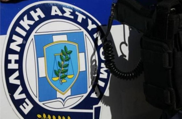 Συνέλαβαν ανήλικη για κλοπές