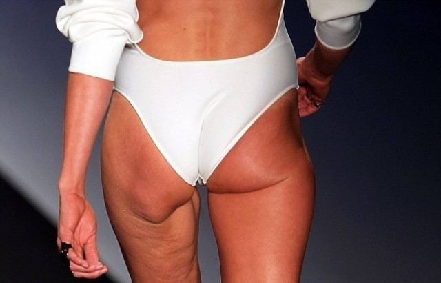 Εικόνες - Σοκ στο fashion week!