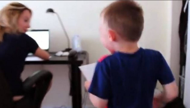 Χρόνια Πολλά, μαμά! (βίντεο)