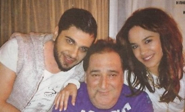 Διονύσης Μακρής: Είναι φουλ ερωτευμένος με… την πάρτι της Πλάκα (pic)!