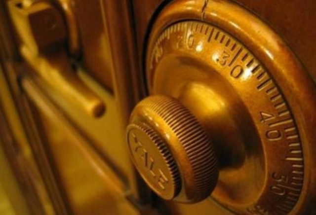 Πήγαιναν για τα πολλά και κατέληξαν με χειροπέδες...