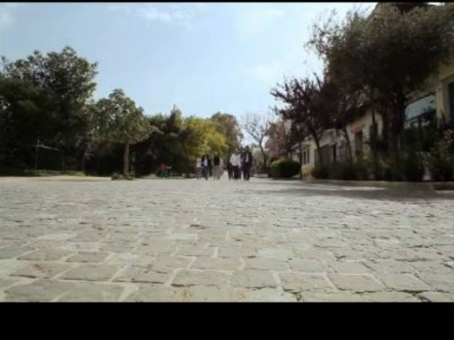 One Day Without Shoes:Ελληνικές επιχειρήσεις στηρίζουν την πρωτοβουλία