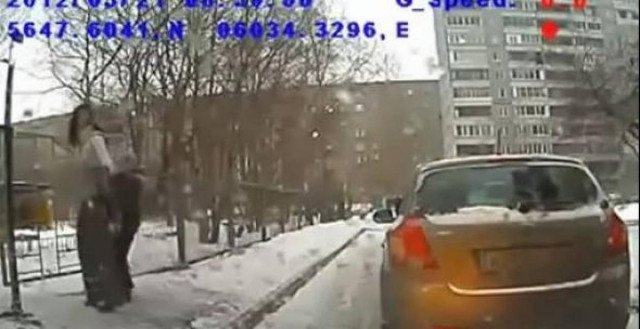 Βίντεο: FAIL - Το πιο ανόητο παρκάρισμα