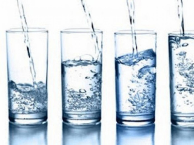 Κάθε πότε είναι καλό να πίνουμε νερό!