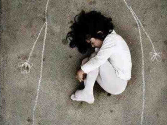 H φωτογραφία με το κοριτσάκι που συγκλονίζει