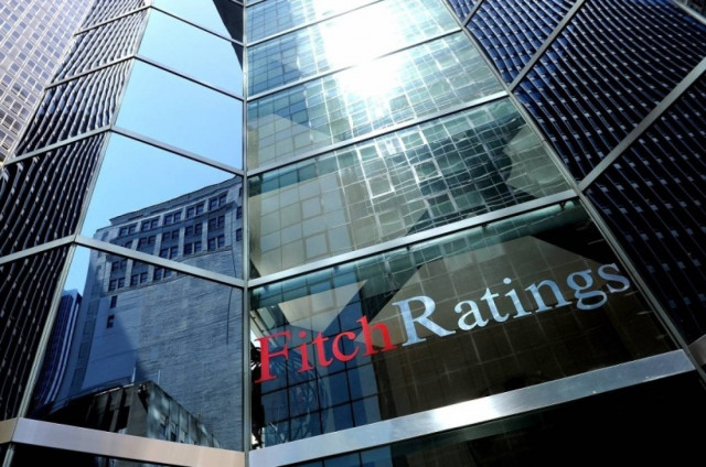 Ο οίκος Fitch αναβάθμισε τέσσερις ελληνικές τράπεζες