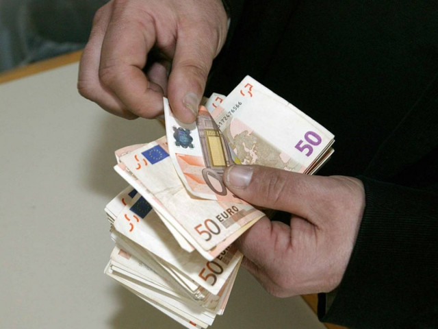 Στον «αέρα» 12 επιδόματα - Δείτε ποια είναι