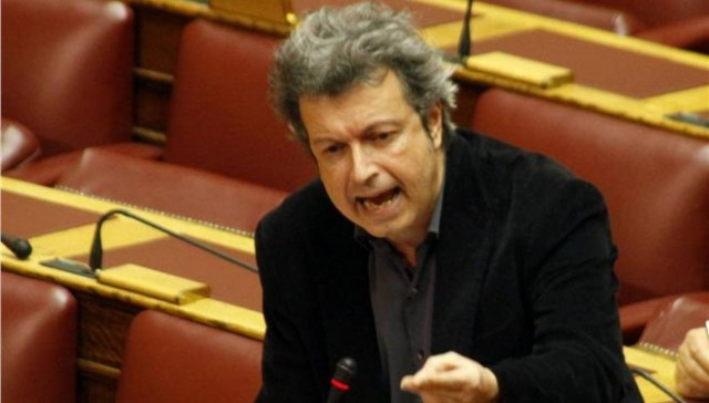 Έξαλλος ο Τατσόπουλος: Να δούμε πότε θα τραβήξουν όπλο οι Χρυσαυγίτες!