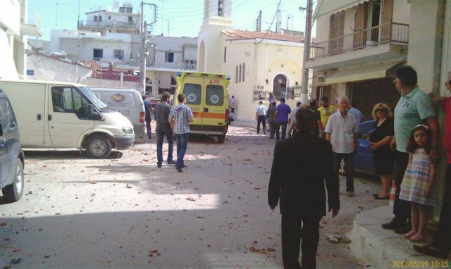 Οι πρώτες φωτογραφίες από την έκρηξη στη Σαλαμίνα (photos)