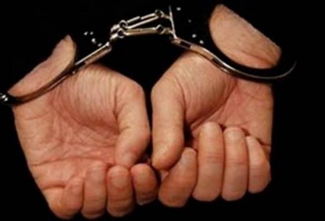 Στο κρατητήριο για μία χύτρα ταχύτητας