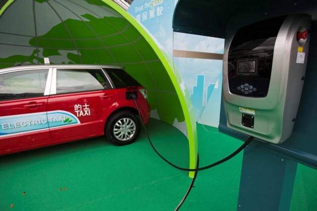 Τέθηκαν σε κυκλοφορία τα ηλεκτρικά ταξί στο Χονγκ Κονγκ