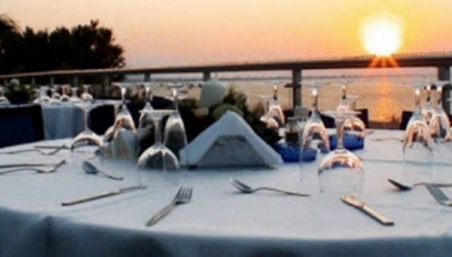 Από την 1η Ιουλίου θα εξεταστεί μείωση του ΦΠΑ στην εστίαση