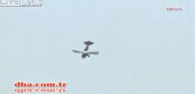 Βίντεο: Η στιγμή της συντριβής αεροσκάφους στην Τουρκία