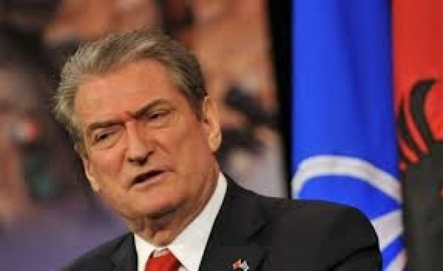 Αργυρόκαστρο: Προεκλογική ομιλία σε Έλληνες , Ρουμάνους και Ρομά