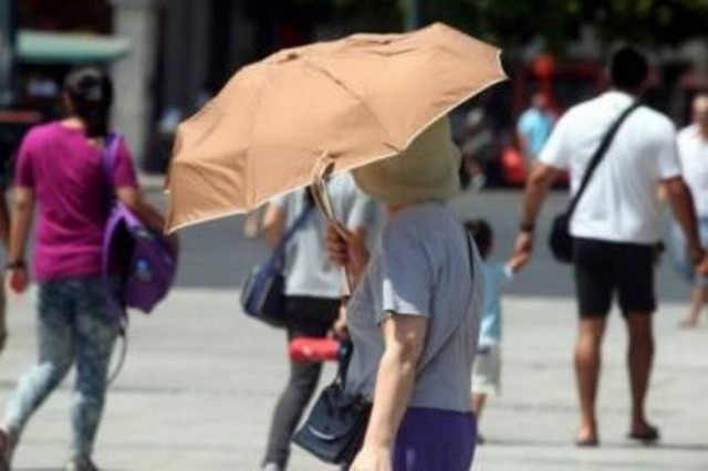 Βροχές και ζέστη την Τετάρτη