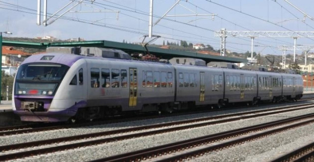 Τατούλης για Προαστιακό Λουτρακίου: Eτοιμοι μόλις καταθέσει ο ΟΣΕ