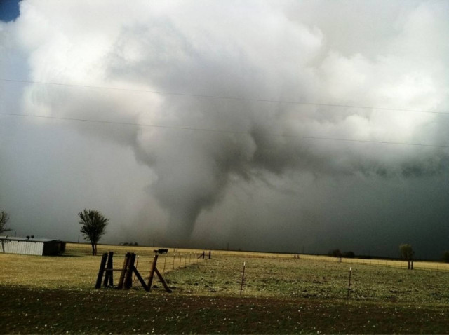 ΗΠΑ: Στους 37 οι νεκροί από τους ανεμοστρόβιλους στην Οκλαχόμα