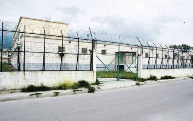 Tρίκαλα: Σύλληψη 46χρονου έγκλειστου των φυλακών Κασσαβέτειας