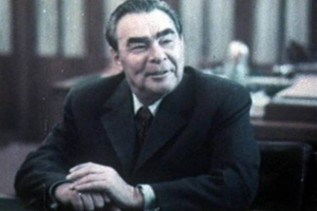 Οι Ρώσοι αναπολούν τον Λεονίντ Μπρέζνιεφ