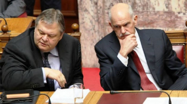 Προς οριστική ρήξη ΠΑΣΟΚ και Γ. Παπανδρέου