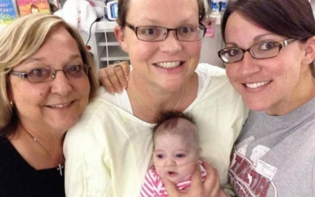 Πρωτοφανές περιστατικό: Γέννησε ενώ ήταν νεκρή και μετά αναστήθηκε!