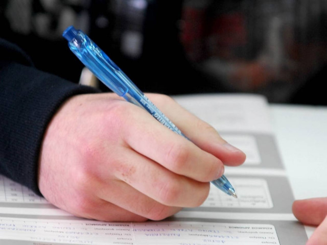 Πανελλήνιες 2013: Οι απαντήσεις για Ιστορία, Βιολογία, Χημεία και ΑΟΔΕ