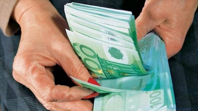 Δεν θα πιστέψετε τι ζημιά έκανε στο Δήμο Παλλήνης μία υπάλληλος...