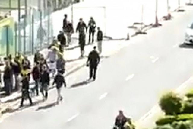 Βίντεο: Επεισόδια των Γερμανών οπαδών στο Λονδίνο