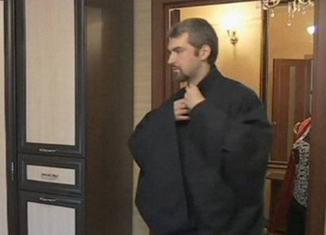 Πού κρύβεται ο ιερέας που υποστήριξε τις Pussy Riot