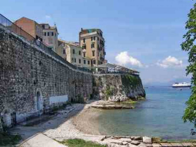 Στον Εισαγγελέα ο Αφγανός που έριξε στο γκρεμό την 20χρονη