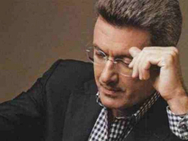 Η αγωνία του Χατζηνικολάου - Στο χειρουργείο συγγενικό του πρόσωπο