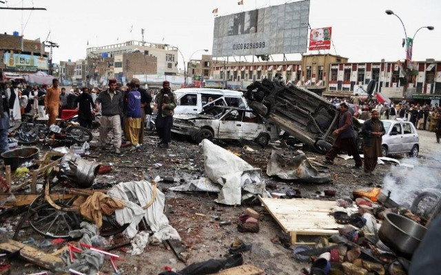 Πακιστάν: Πέντε αστυνομικοί νεκροί από βομβιστική επίθεση