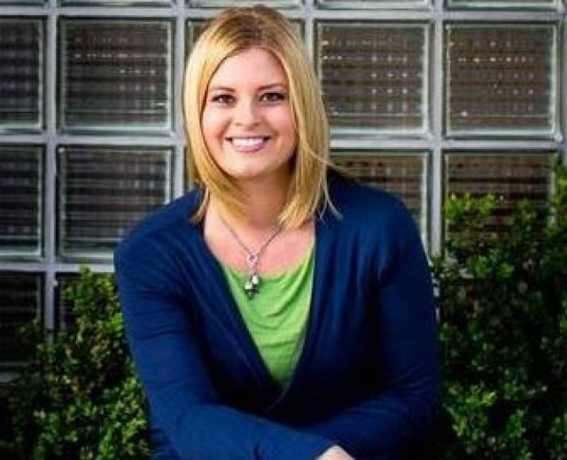 Η γυναίκα που για ένα χρόνο δεν κοιτάχτηκε στον καθρέφτη!