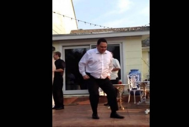 Το ξεκαρδιστικό ατύχημα ενός...αλά Μάικλ Τζάκσον χορευτή