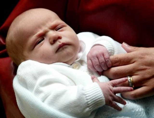 Συγκλονιστικό: Κλινικά νεκρή γεννά το μωρό της και επιστρέφει στη ζωή!