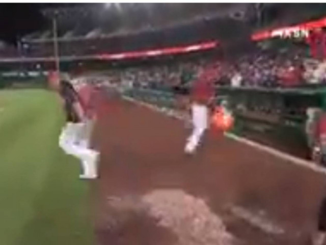 Βίντεο: Τα μεγαλύτερα τηλεοπτικά Fails του Μαΐου 2013