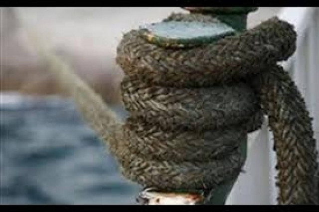 Παράσταση διαμαρτυρίας ναυτεργατικών σωματείων στον Πειραιά