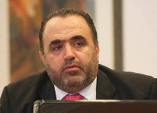 Οι 3 οδηγίες του Σφακιανάκη για τους ανήλικους χρήστες του Facebook