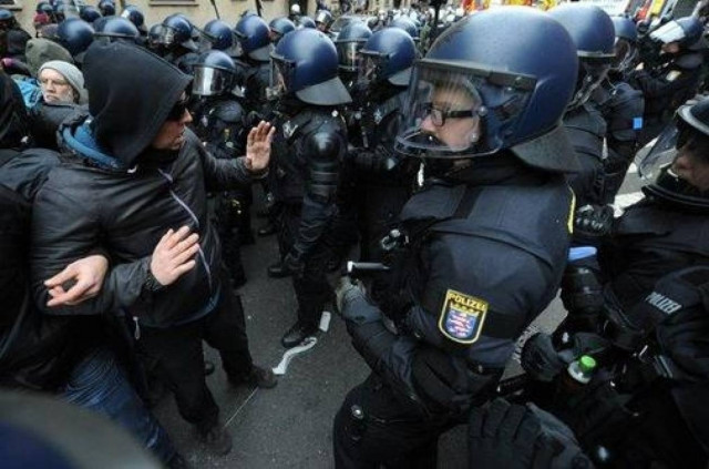 Διαδήλωση κατά της λιτότητας στη Φρανκφούρτη