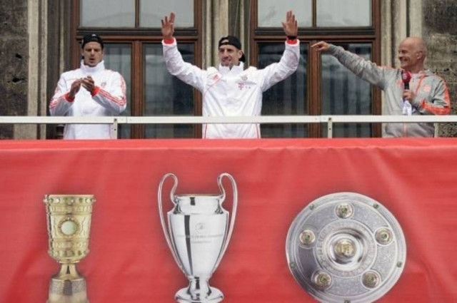 Βίντεο: Η γιορτή της Μπάγερν στο Μόναχο