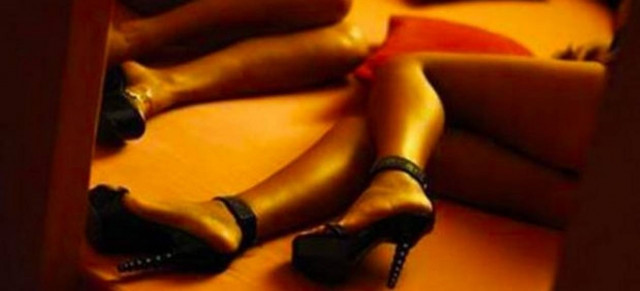 ΣΟΚ: Εξανάγκαζαν γυναίκες στην πορνεία με... βουντού