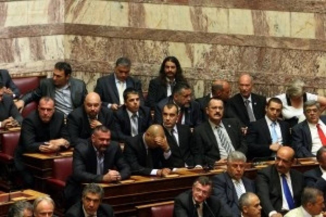 Αντιρατσιστικό νομοσχέδιο καταθέτει η Χρυσή Αυγή