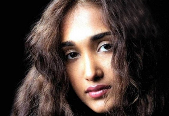 Σταρ του Bollywood βρέθηκε νεκρή