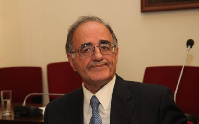 Σούρλας: Δεν πτοούμαι, συνεχίζω!